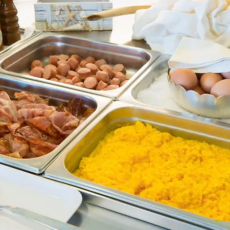 Hotel Victoria Frontemare & 4*