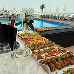 فندق Victoria Frontemare & 4*